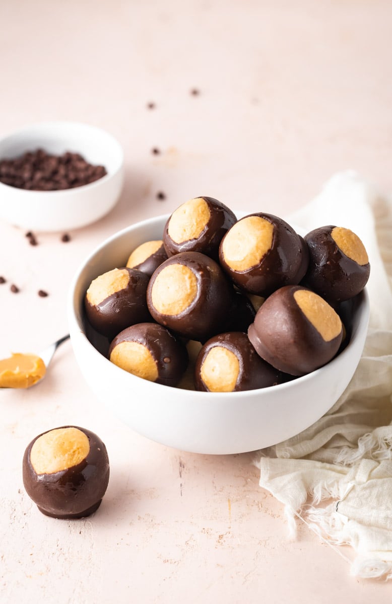 Buckeye Balls Recipe (Peanut Butter Candy)