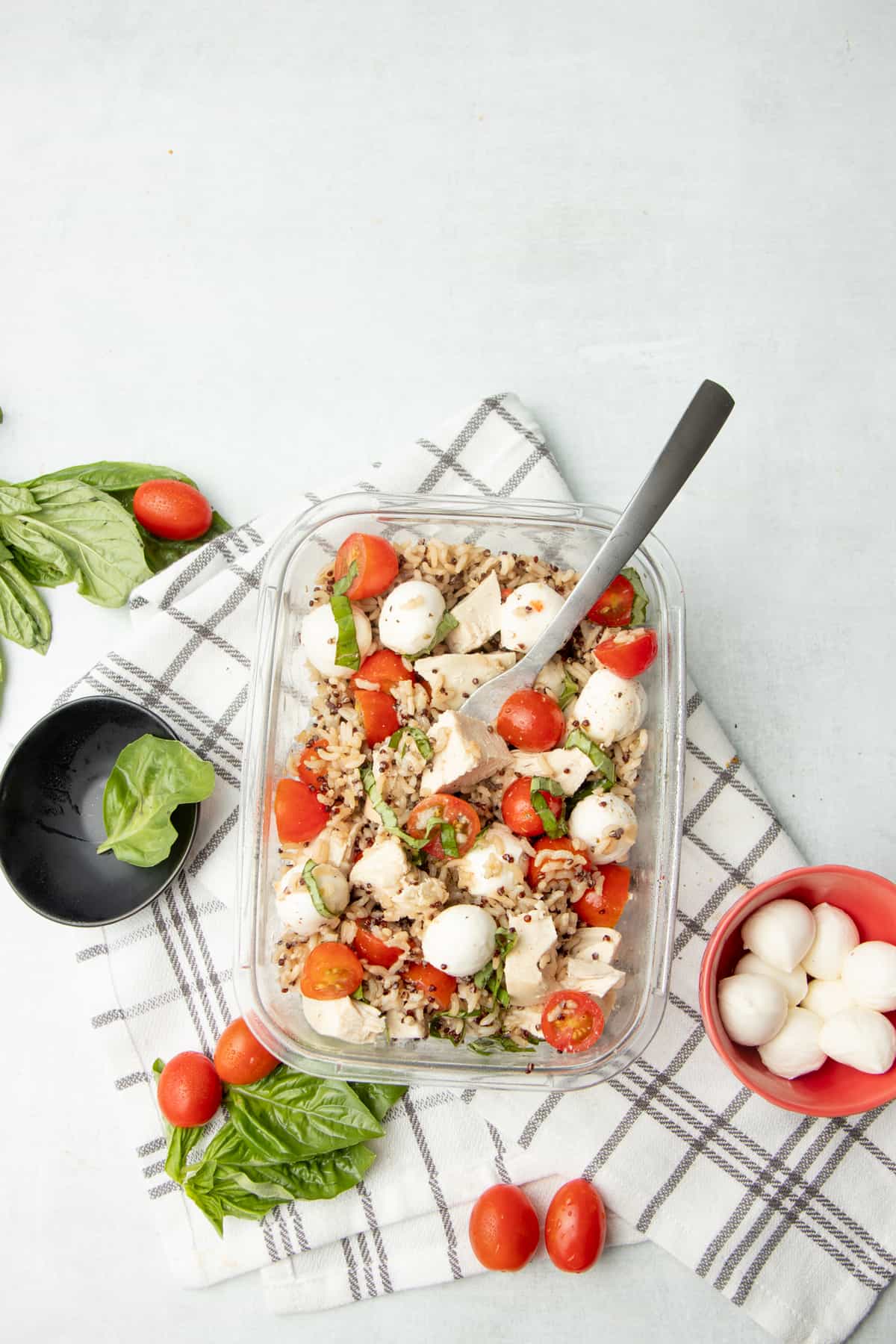 Meal Prep Caprese Chicken Quinoa Bowls