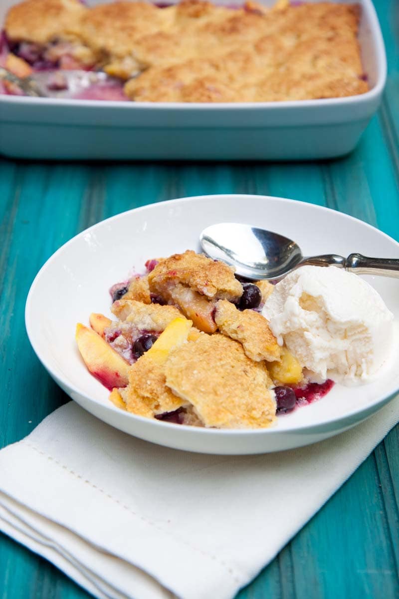 peach and blueberry cornbread cobbler