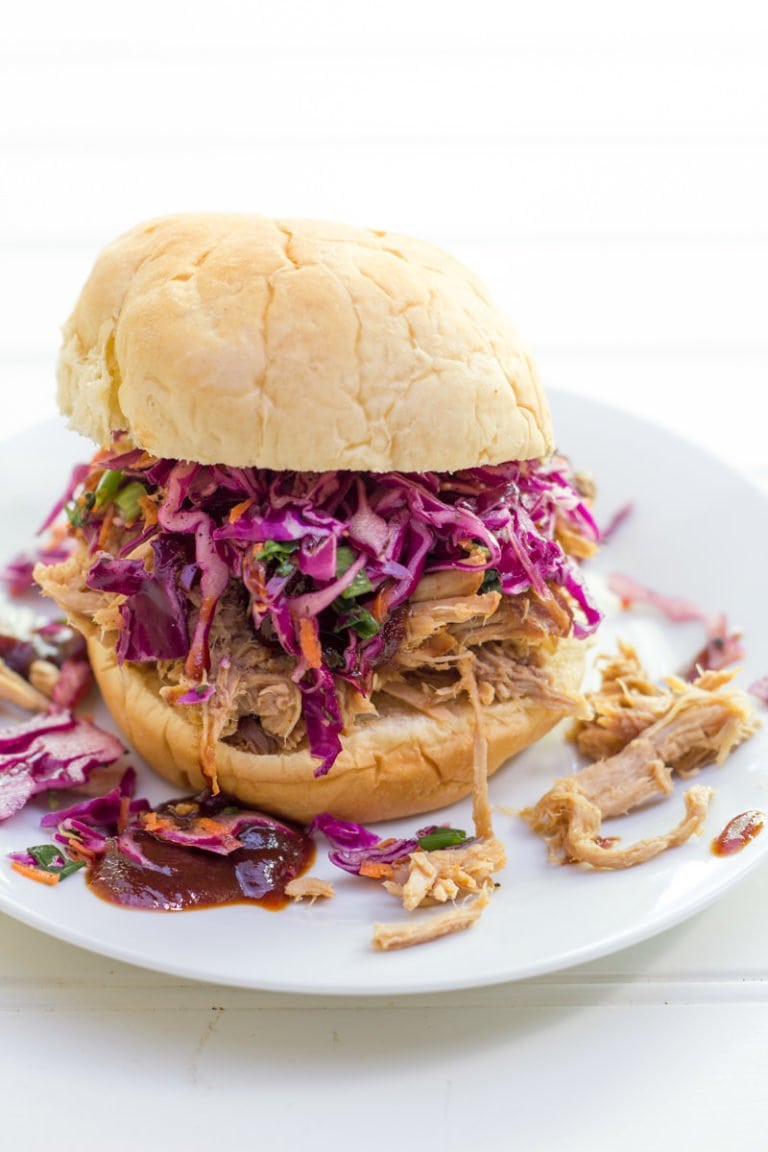 Slow Cooker Pulled Pork Sandwiches