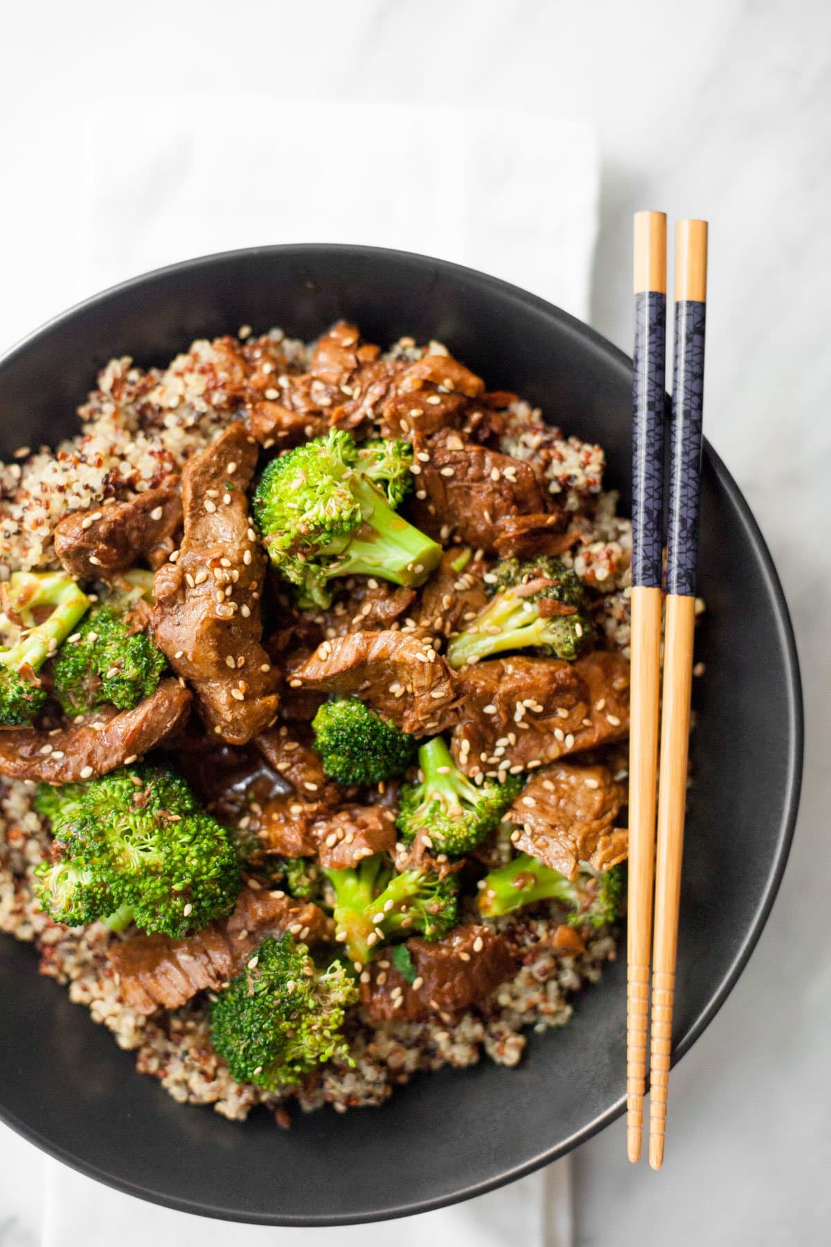 Slow Cooker Beef and Broccoli with Quinoa